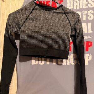 Seamless Long Sleeve Cropped Athletic Top - Gray & Black